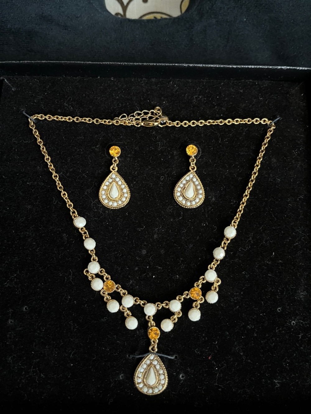Gold-tone White and Yellow Teardrop Necklace & Earring Set